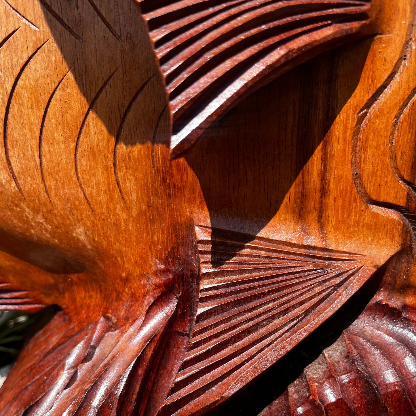 Charming handmade wooden fish decor, expertly carved from tropical hardwood with flowing lines and natural texture. A coastal-inspired accent that adds warmth, artistry, and a touch of the sea to any shelf, desk, or countertop display.